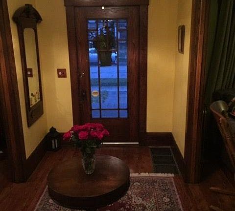 4th image of 299 E Walnut St
