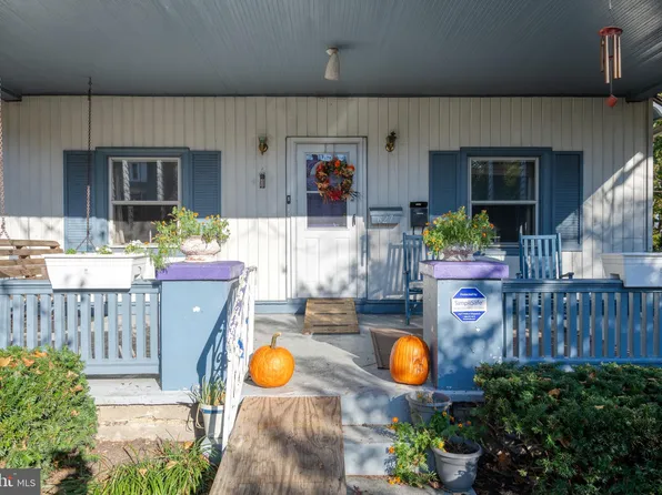 627 Benton St, Harrisburg, PA 17104