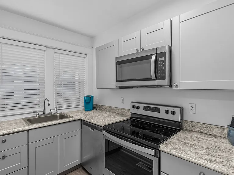 4509 Chouteau Ave #2W — Photo 6