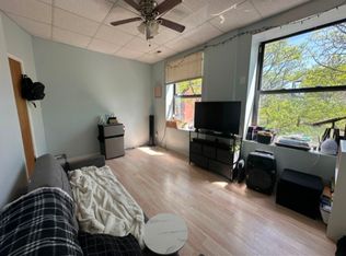 728 S Carpenter St APT 3, Chicago, IL 60607