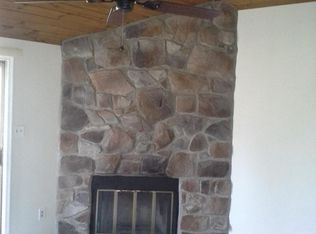 328 Green Meadow Ln, Horsham, PA 19044