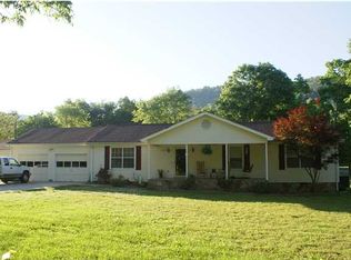 8731 Springfield Rd, Soddy Daisy, TN 37379