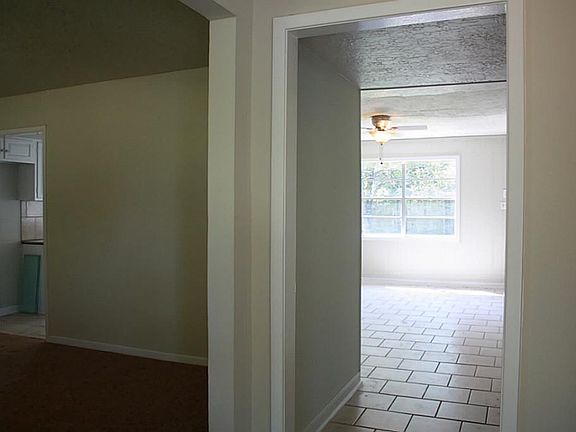2nd image of 10934 Sagewind Dr