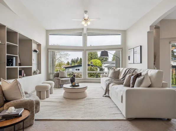 1770 Giles Pl, Burnaby, BC V5A 3K6