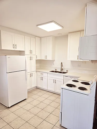 830 E Washington Ave #J Photo 1