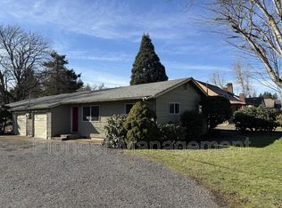 210 Sunnyside Dr, Eugene, OR 97404