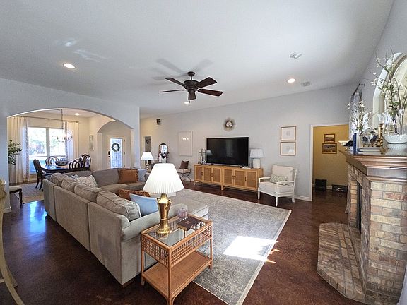 4th image of 6007 Llano Ct