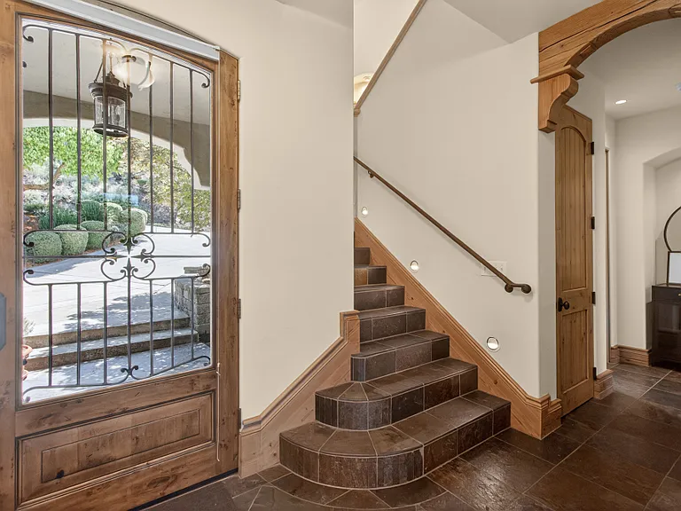 2375 Clubhouse Dr — Photo 70