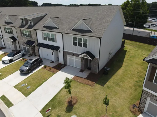 5164 Fox Den Rd, Oakwood, GA 30566