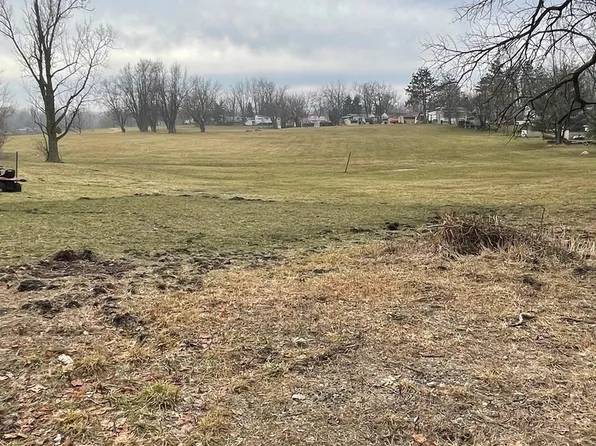 24-85 Woodhaven Lakes, Sublette, IL 61367