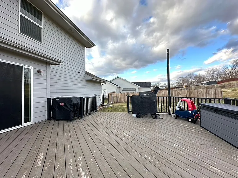 1709 Crabapple Ln — Photo 18
