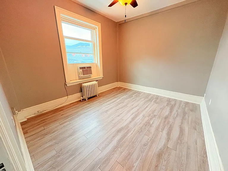 7 W Philadelphia St #5B — Photo 4