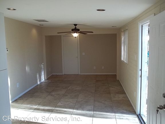 3rd image of 6336 W Clarendon Ave