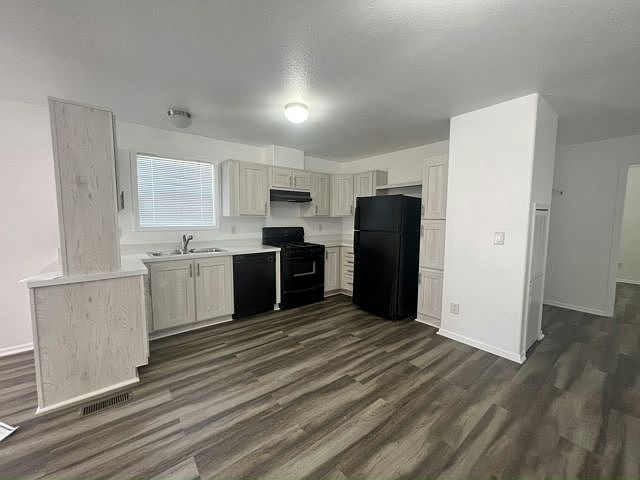 1st image of 825 N Lamb Blvd Space 340