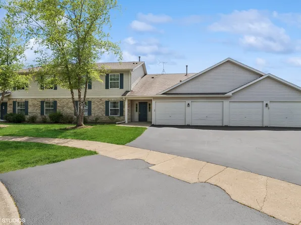 1228 N Red Oak Cir Unit 2, Round Lake Beach, IL 60073