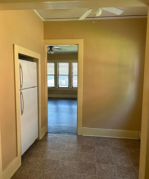 Crown Apartments — Photo 3