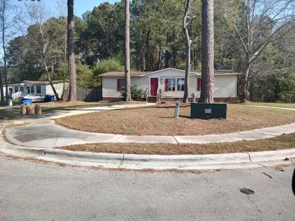 100 Rita Place, Jacksonville, NC 32223