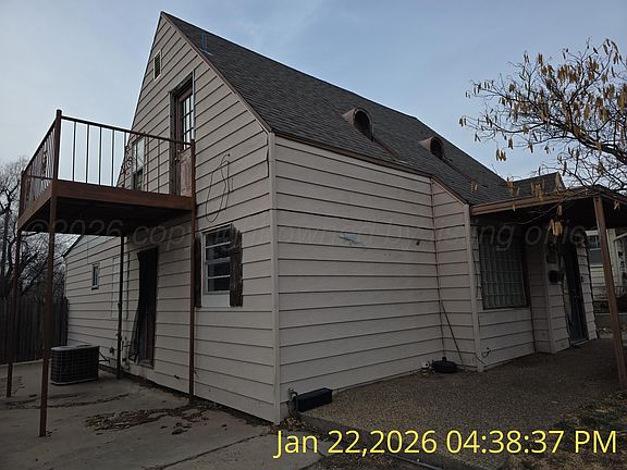 2nd image of 929 Mary Ellen St