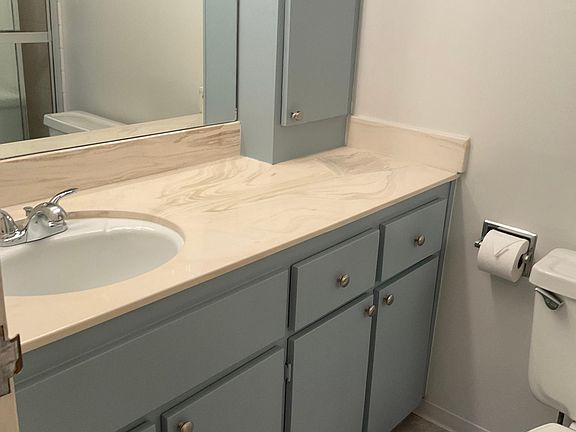 3rd image of 130 N Pearl St APT 1404