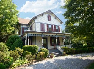 34 E Williston Ave, East Williston, NY 11596