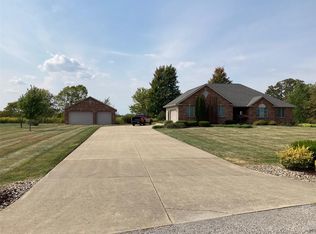 21 Deer Run E, Pocahontas, IL