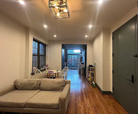 Rented by MADEHOME | media 26