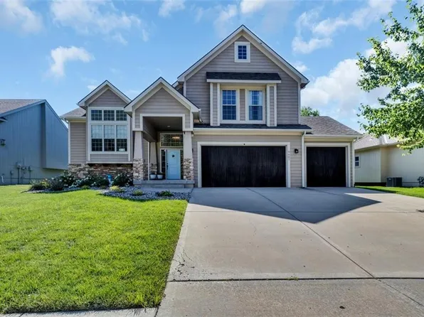 9007 N Saint Clair Ave, Kansas City, MO 64154