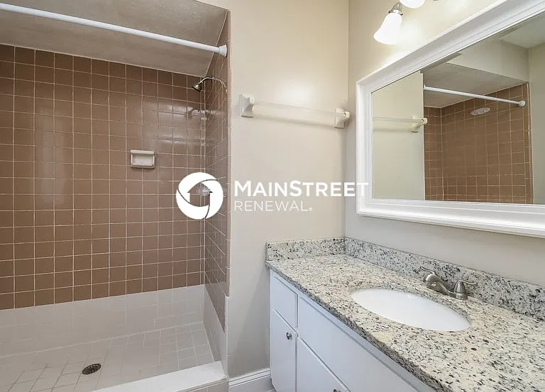 10927 Horse Track Dr E — Photo 14