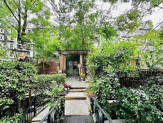 Rented by Metropolitan Property Group | media 6