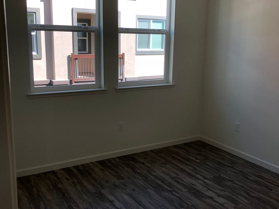 1st image of 1025 Bellante Ln Unit 6