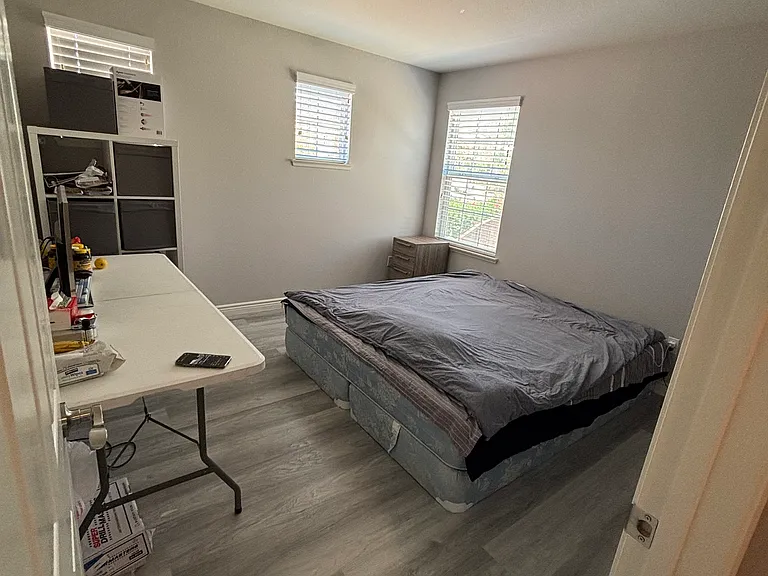 Cougar Pl — Photo 7