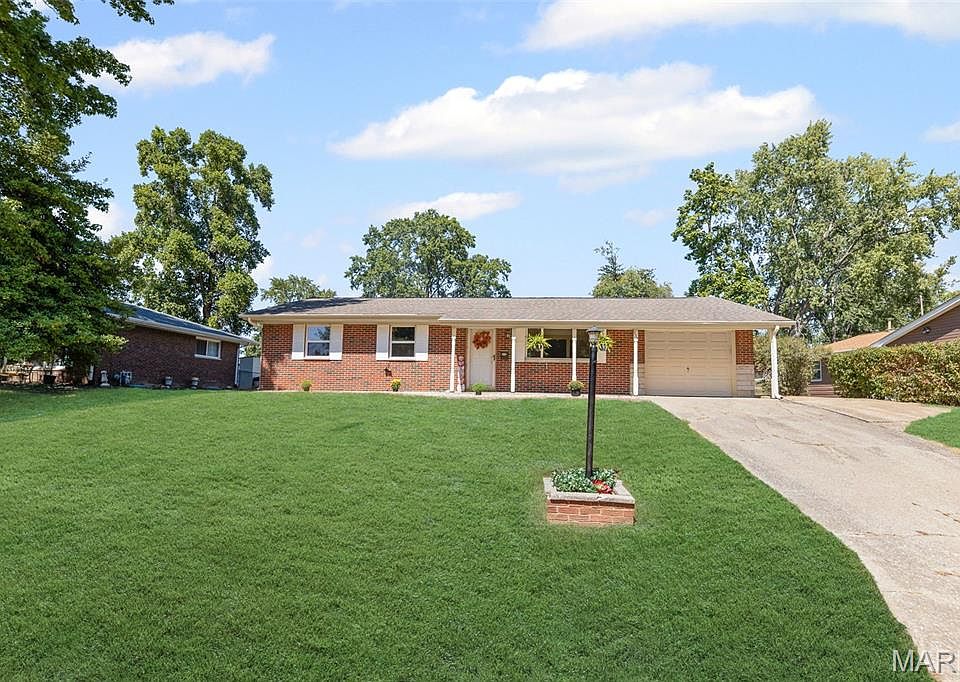 1st image of 113 Churchill Dr