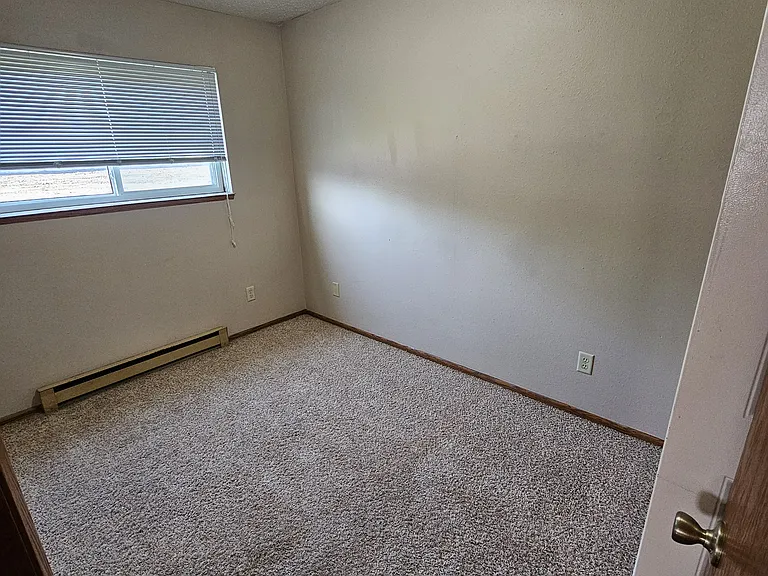 530 5th St E #103 — Photo 10