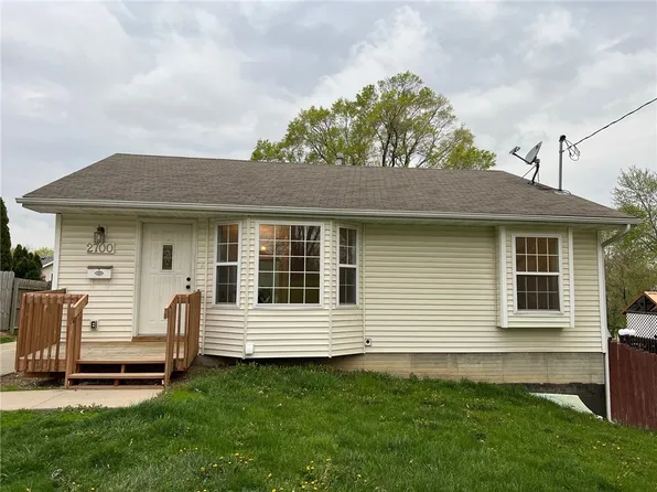 2700 SE 8th St, Des Moines, IA 50315