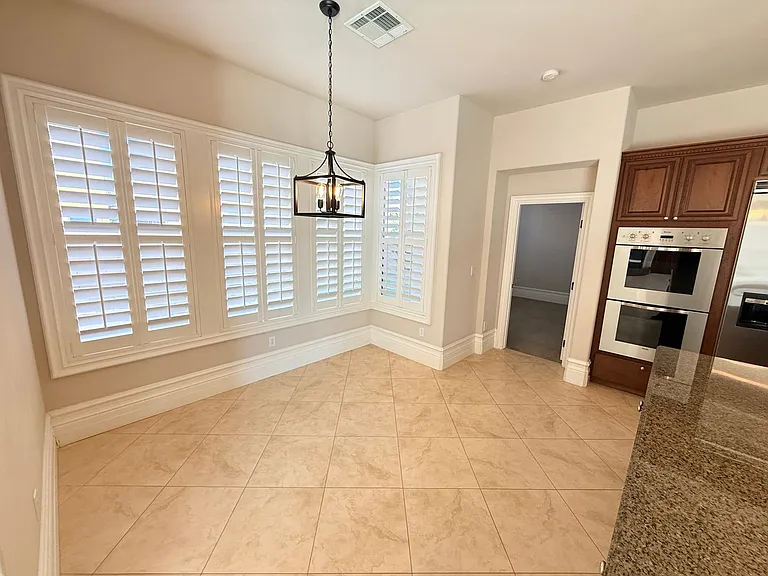 464 Via Palermo Dr — Photo 18