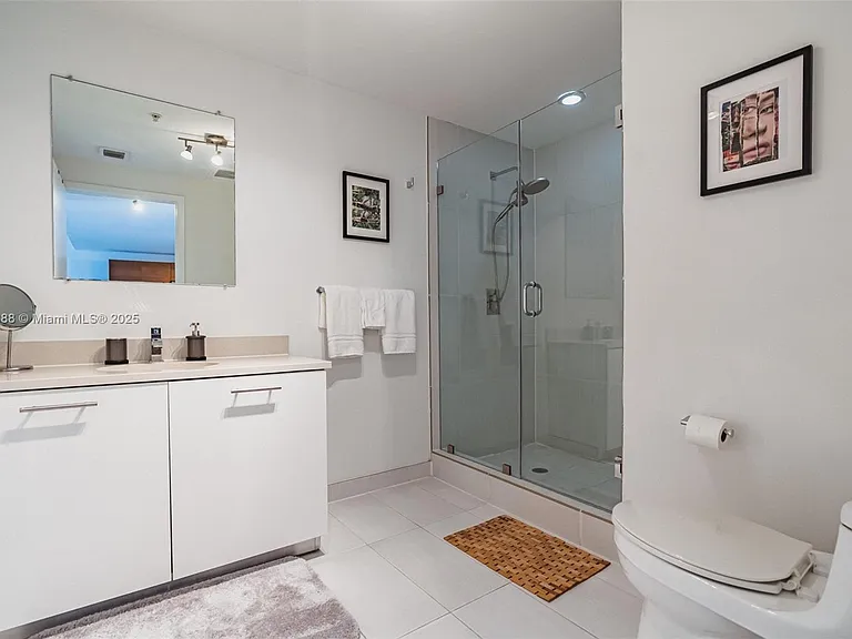 3250 NE 1st Ave #719 — Photo 33
