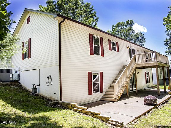 2nd image of 247 Lakeview Dr