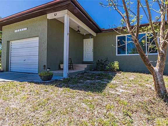 5th image of 2821 Wisteria Pl
