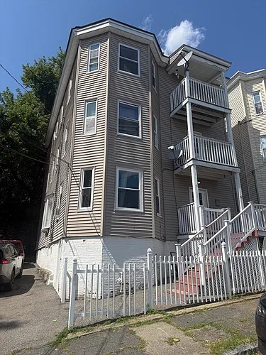43 Wilson St #3 Photo 1
