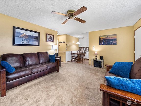 4th image of 1100 7th Avenue SE #8