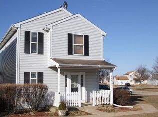 560 Timber Dr, Harvard, IL 60033