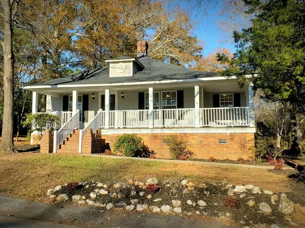 400 S Calhoun St, Mc Cormick, SC 29835