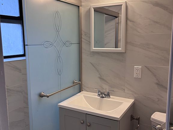 3rd image of 40 Mulberry St #4F