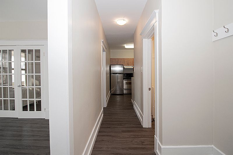 Winnipeg Apartment for rent - 2 Bedrooms — photo 18