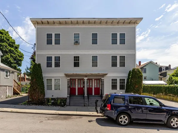 30 Tufts Ave #B, Everett, MA 02149