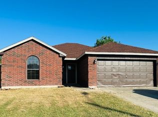 2594 Raintree Trl, Ingleside, TX 78362