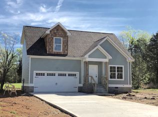 667 Hogan Rd, Clarksville, TN 37043