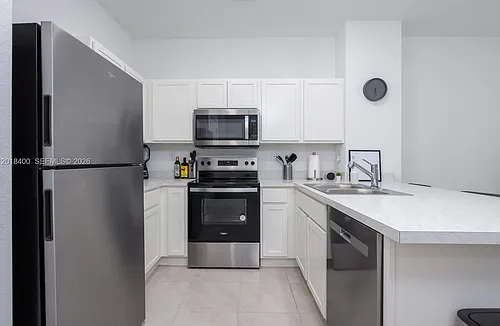 844 NW 3rd Way Photo 1