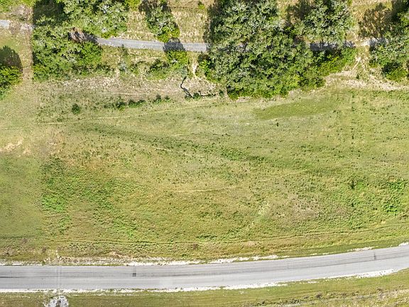 4th image of 225 Doehne Oaks LOT 2