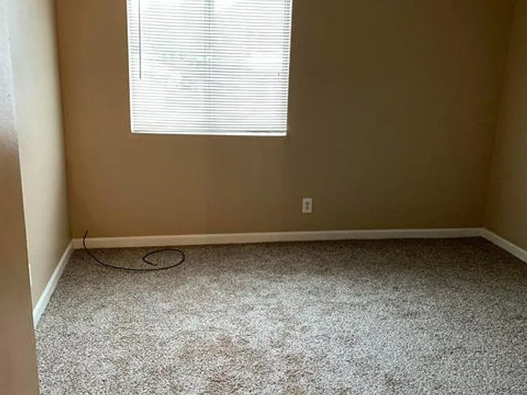 2217 E Cactus Rd #4 — Photo 14